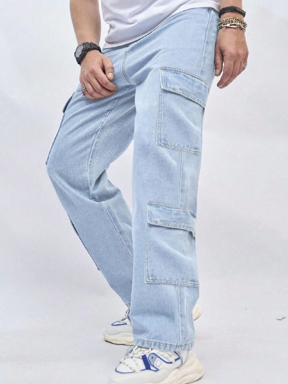 Light Wash Casual Men's Multi-Pocket Denim Jeans - Picture 3 of 7